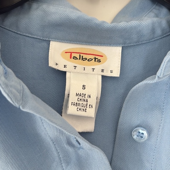 Talbots Women’s Blue Button-Down Blouse - Picture 3 of 5